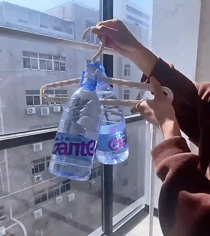 Retractable Multifunctional Hanger